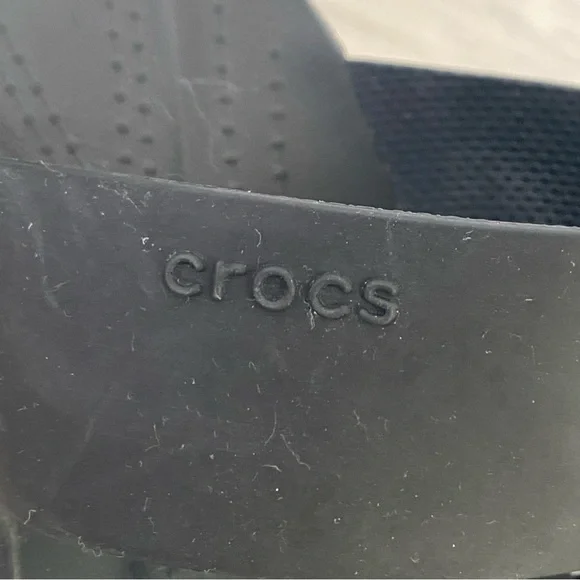 CROCS Brooklyn Black Wedge Platform Slide Sandals 8 - Picture 5 of 5